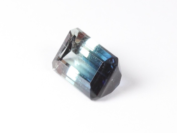 �g���}����