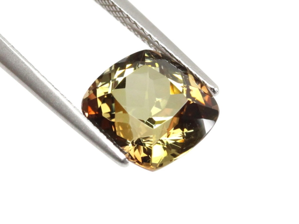 �A���_�����[�T�C�g