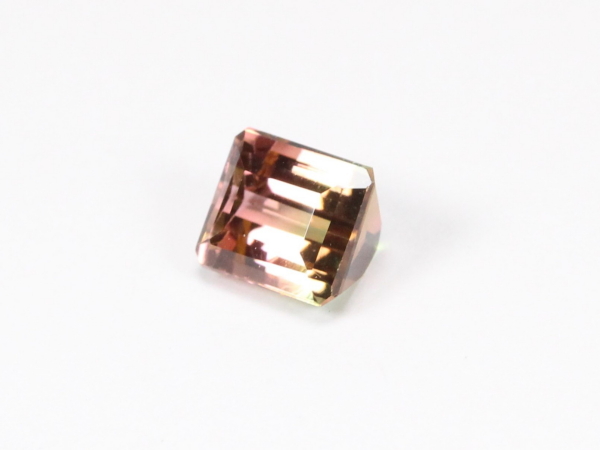 �g���}����